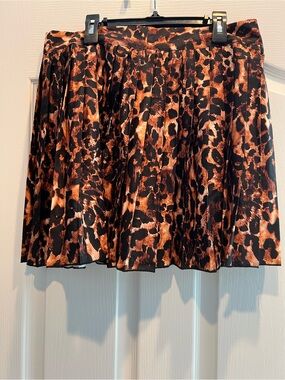 Animal Print Pleated Mini Skirt